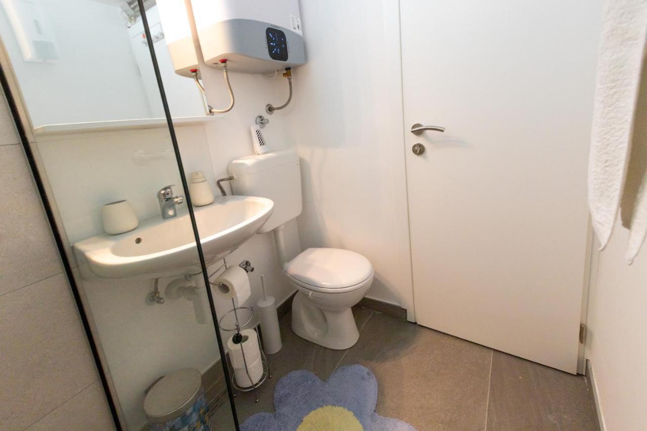 Self Check-In Apartment With Jacuzzi Mostar Exterior foto