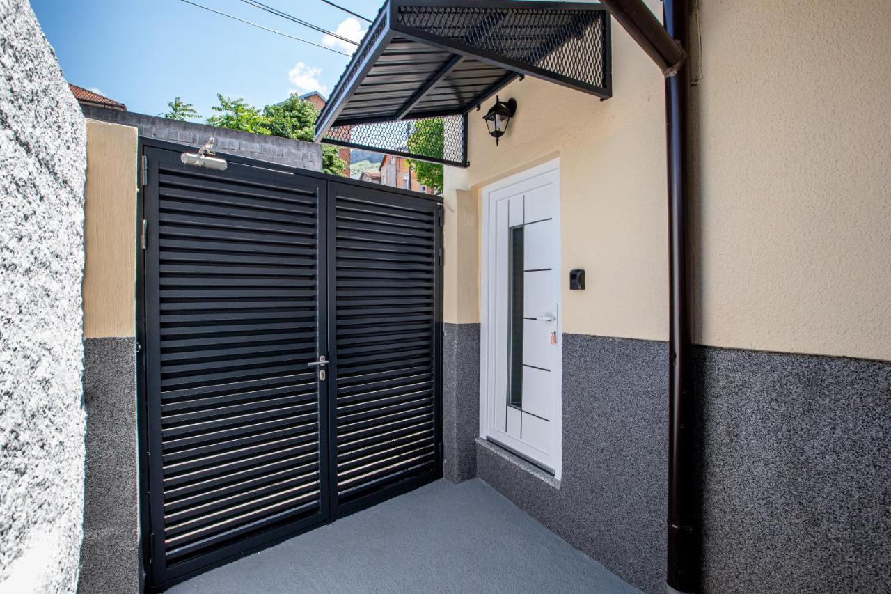 Self Check-In Apartment With Jacuzzi Mostar Exterior foto