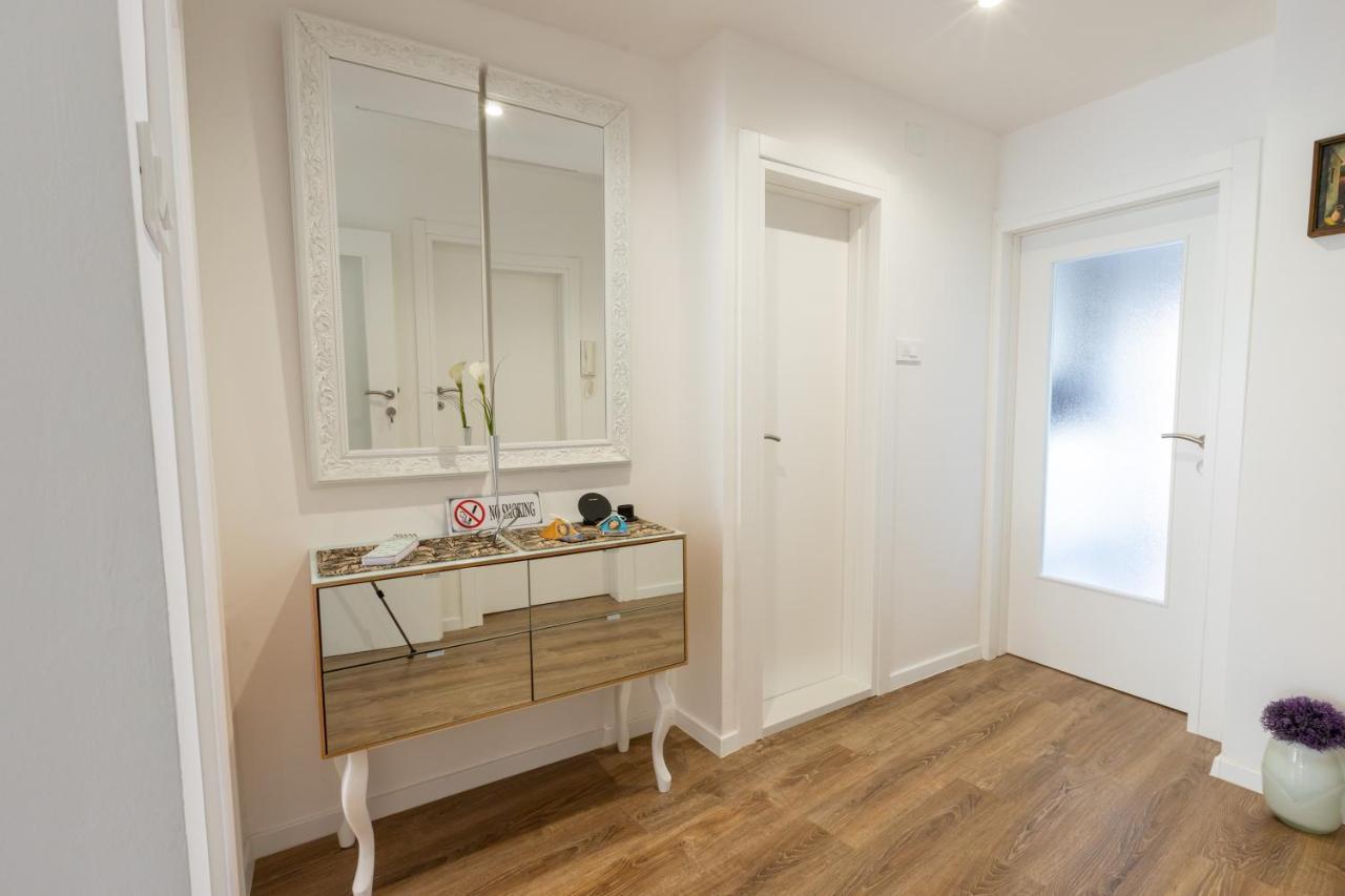 Self Check-In Apartment With Jacuzzi Mostar Exterior foto