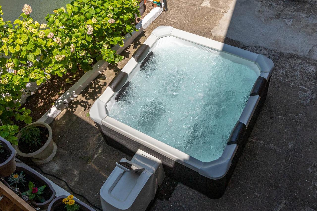Self Check-In Apartment With Jacuzzi Mostar Exterior foto